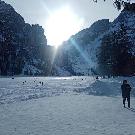 Relax Al Lago Di Braies Apartment Braies  Exterior photo