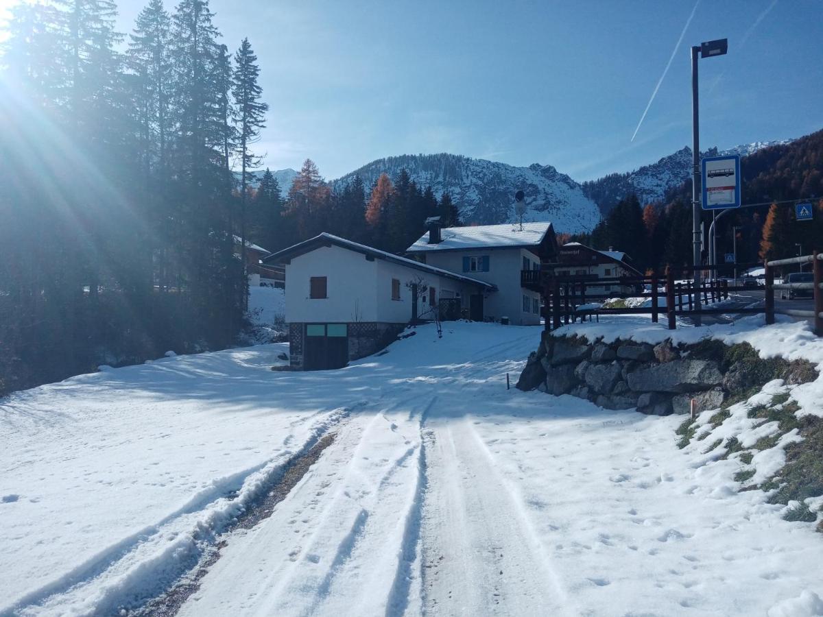 Relax Al Lago Di Braies Apartment Braies  Exterior photo