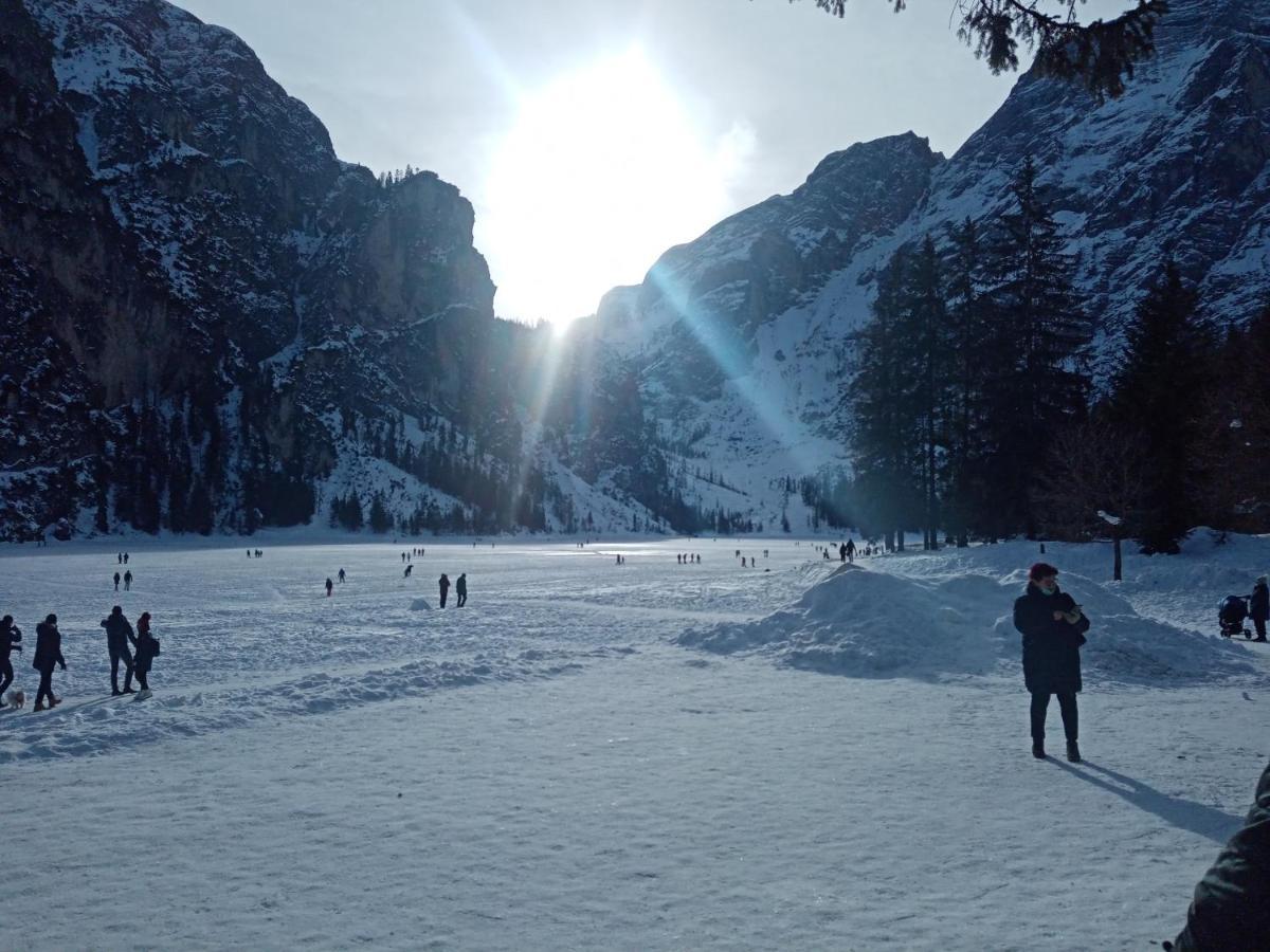 Relax Al Lago Di Braies Apartment Braies  Exterior photo